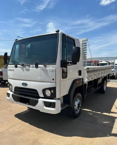 Ford cargo 1119 6x2 2014