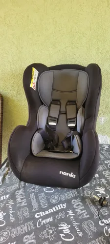Cadeira bebe Nania Cosmo + bebê conforto