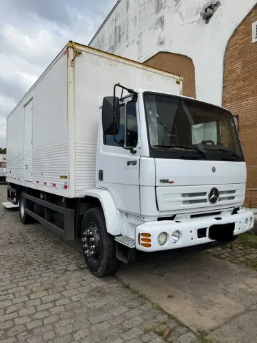 MERCEDES-BENZ 1718 BAU 2011