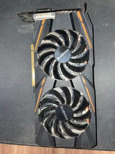 Rx 580 4g gigabyte COM DEFEITO