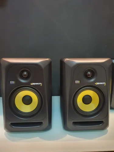 Krk Rokit 5