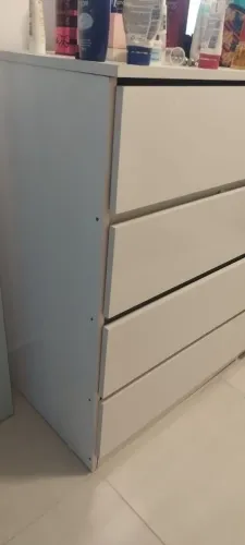 CÔMODA 8 GAVETAS