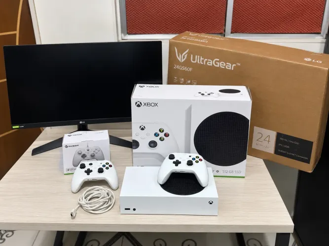 KIT GAMER COMPLETO - XBOX SERIES S + LG ULTRAGEAR