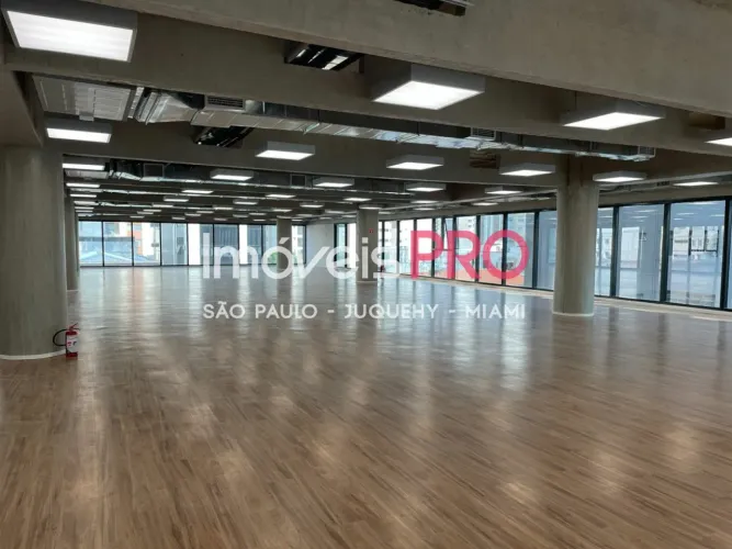 Laje corporativa de 779 m² em Pinheiros