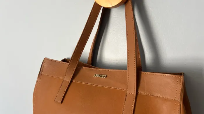 Bolsa de couro tote grande Arezzo