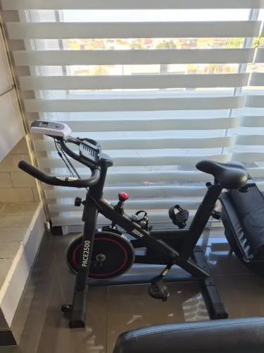 BIKE ERGOMÉTRICA DE ACADEMIA