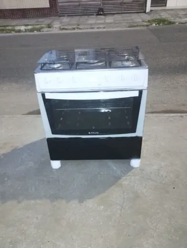 Fogão 5 bocas não é automático 