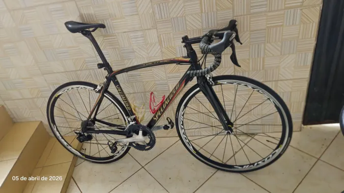 Speed specialezed carbono tam 53 .