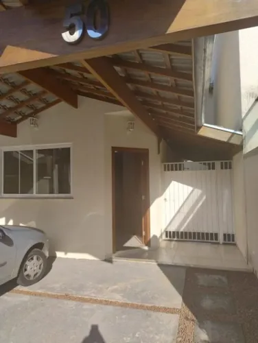 Sobrado com 3 dormitórios à venda, 125 m² por R$ 539.000,00 - Esplanada Independência - Ta