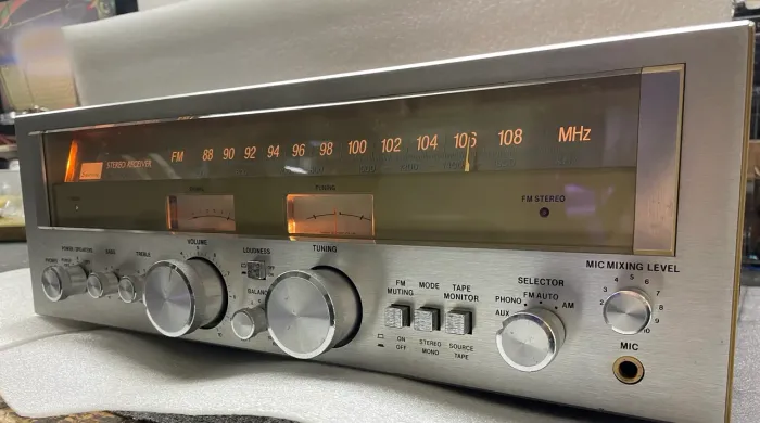 Receiver Sansui