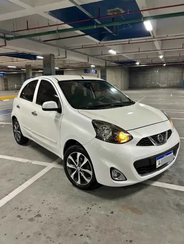 Nissan March SL 1.6 16V Flex Fuel 5P 2015