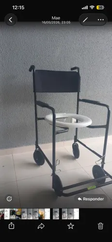 Cadeira de Banho com Rodas - Ótimo Estado