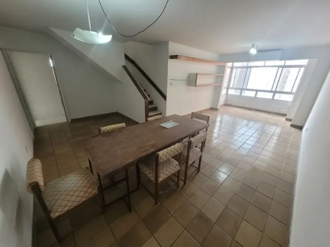 Cobertura à venda com 04 quartos, 235,60 m², 02 vagas em Boa Viagem - Recife/PE