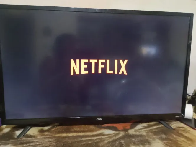 TV AOC ROKU 32-polegadas