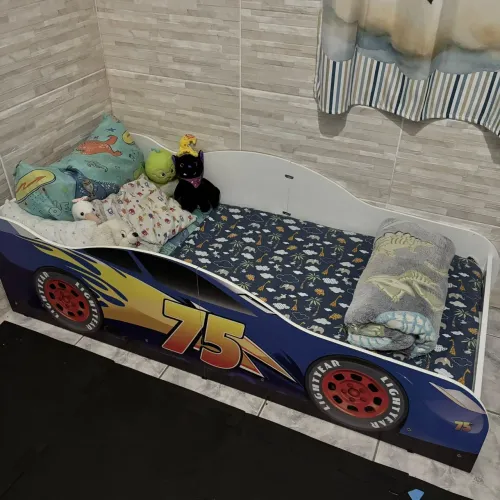 Cama de carrinho infantil