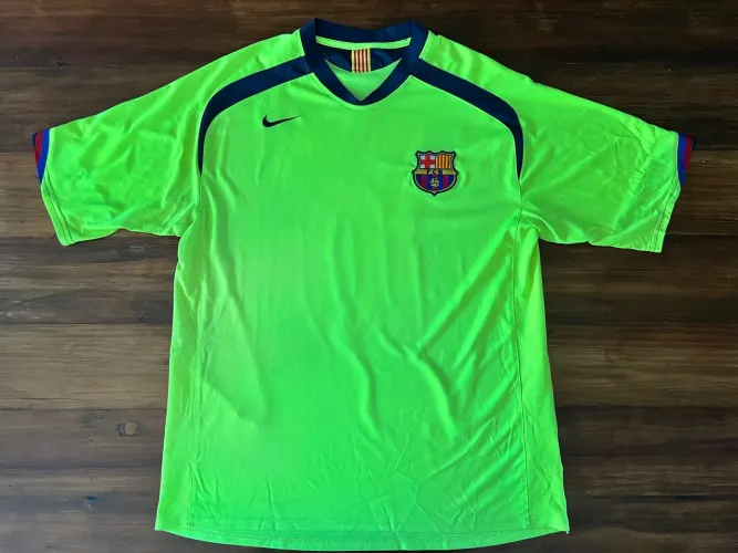 Camisa Barcelona 2005/2006 Ronaldinho 10 original