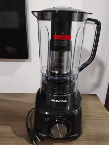 Liquidificador mondial turbo L900w. 1750ml.