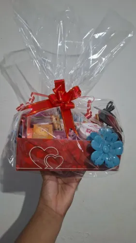 Cesta de make e acessórios