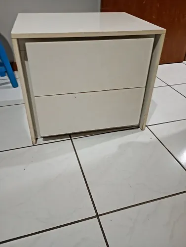 Mesa de cabeceira