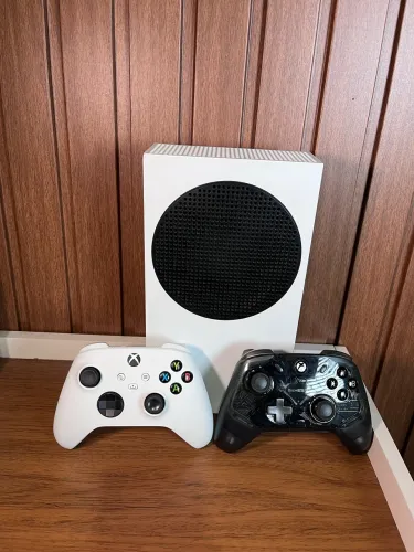 Xbox séries s 2 controles 512gb
