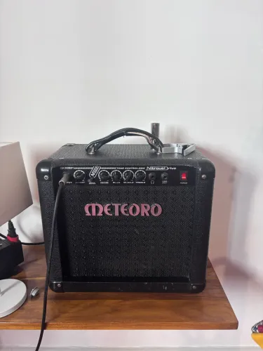 Amplificador meteoro Nitrous Drive 