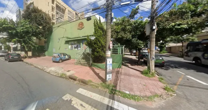 Lote comercial para alugar no Carmo