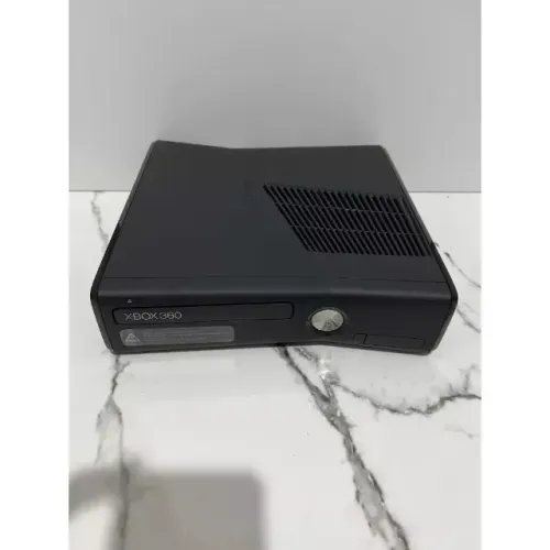 Xbox 360 Slim 4 GB - Preto Seminovo / Erro 0101