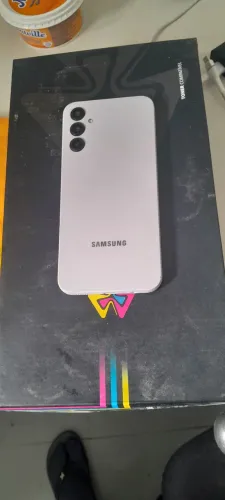 Vendo Samsung todo original seminovo. 