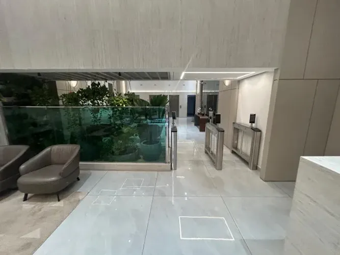 Sala Comercial à Venda - Ed. Maruanã | Av. do CPA