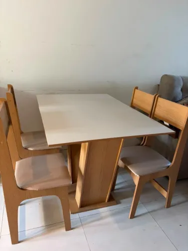 MESA DE JANTAR