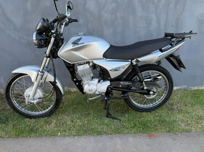 Titan 150
