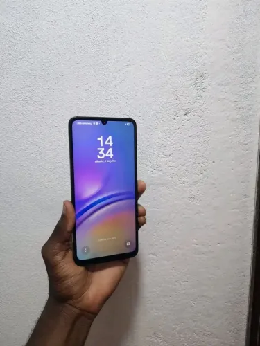 A05 128 GB funcionando perfeitamente
