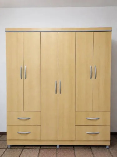 Guarda Roupas (Entrego)