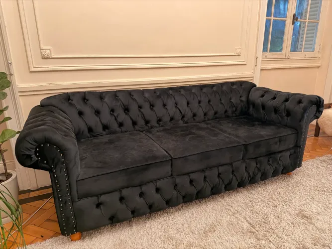 Sofá Victório 2,30 m | Veludo Preto | Novo Encanto