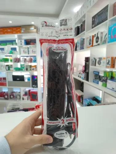Filtro de Linha 5 Tomadas Bivolt Com Chave Liga Desliga