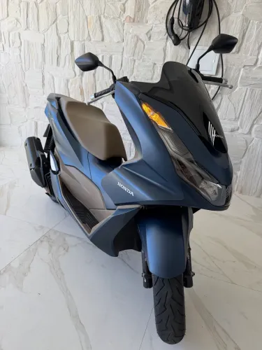 PCX DLX ABS 2024