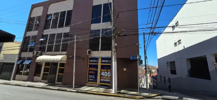 Sala Comercial Centro em Bragança Paulista - Edifício São Francisco