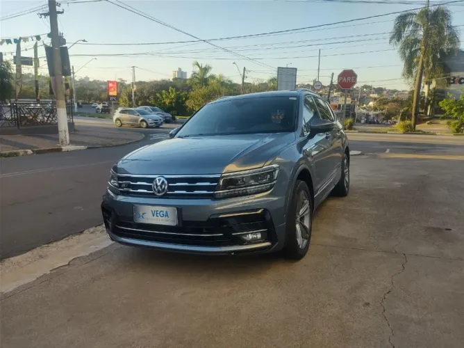 Volkswagen Tiguan Allspac R-line 350 TSI 2.0 4X4 2021
