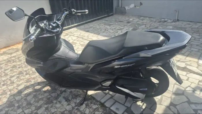 VENDO PCX 2024 FINANCIADA.
