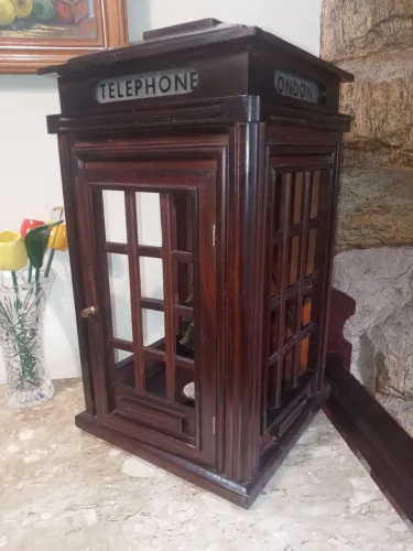 CABINE PARA TELEFONE ANTIGA COM LUZ