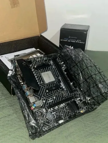 Kit Ryzen 5 5500 e a520m e cooler novo