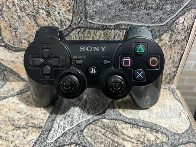 Controle De Ps3 Original + Dock de Carregamento de brinde.