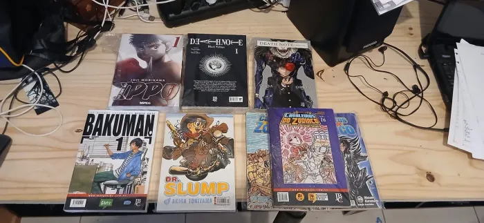 Lote de mangas, Hajime no Ippo, death note, cavaleiros do zodiaco, Bakuman, dr slump