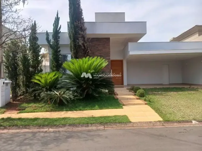 Imóvel para aluguel tem 300 metros quadrados com 3 quartos