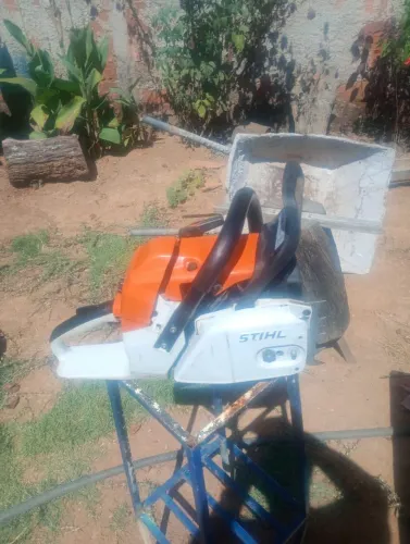 Motoserra elétrica STHIL