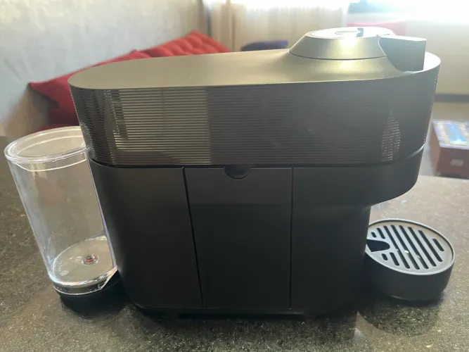 ? Cafeteira Nespresso Vertuo Pop - Seminova