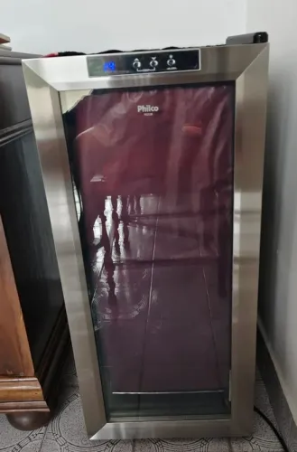 Adega climatizada - Philco Pad18i