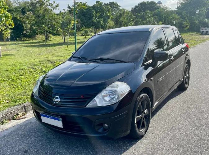 Nissan Tiida S 1.8/1.8 Flex 16V Mec. 2012