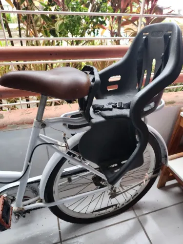 Bicicleta Retrô Branca