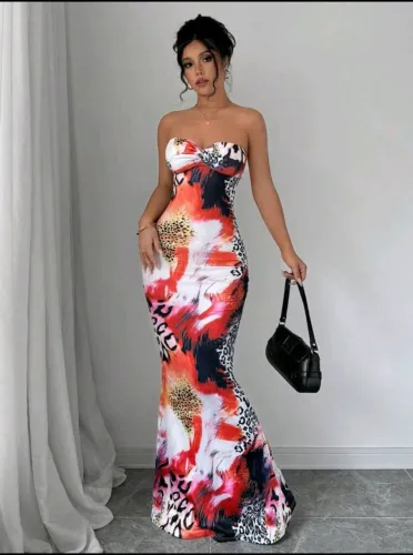Vestido estilo sereia tamanho, malha. Novo.